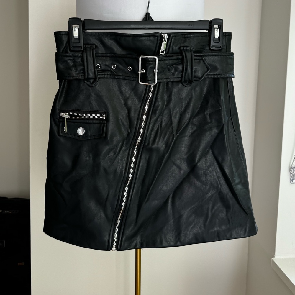 Leather Skirt With Buckle Detail